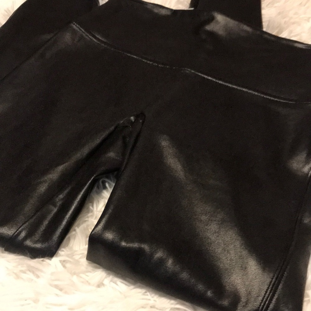 SPANX Faux Leather Legging